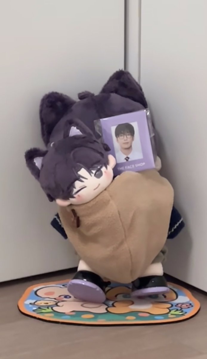 この写真を見たら、また10cmのぬい作りたくなっちゃった〜！💜すっごく小さくて可愛いんだよね✨大きいぬいと一緒に写真を撮ると、まるで小さな赤ちゃんみたいでめっちゃ可愛い——👶🏻💕