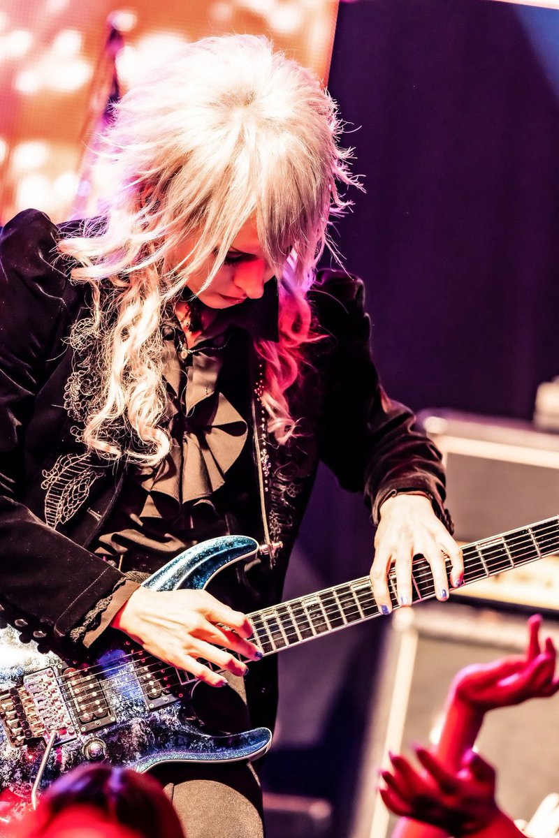 新曲「Another Wing」のMVが格好良くてテンション上がった！ 明日