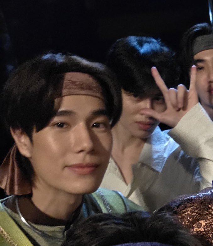 doublepjourney_'s tweet image. กรุงเทพมาหา ภูวินทร์ไม่เอาอะไรแล้ว ไม่กลับกรุงเทพแล้ว แต่จะหนีกองกลับโรงแรมแทน อือ ห่างกันหลายวัน ความคิดถึงทำงานหนักมากเข้าใจทุกอย่าง 👌🏻😌🫠

#ปอนด์ภูวินทร์ #PondPhuwin