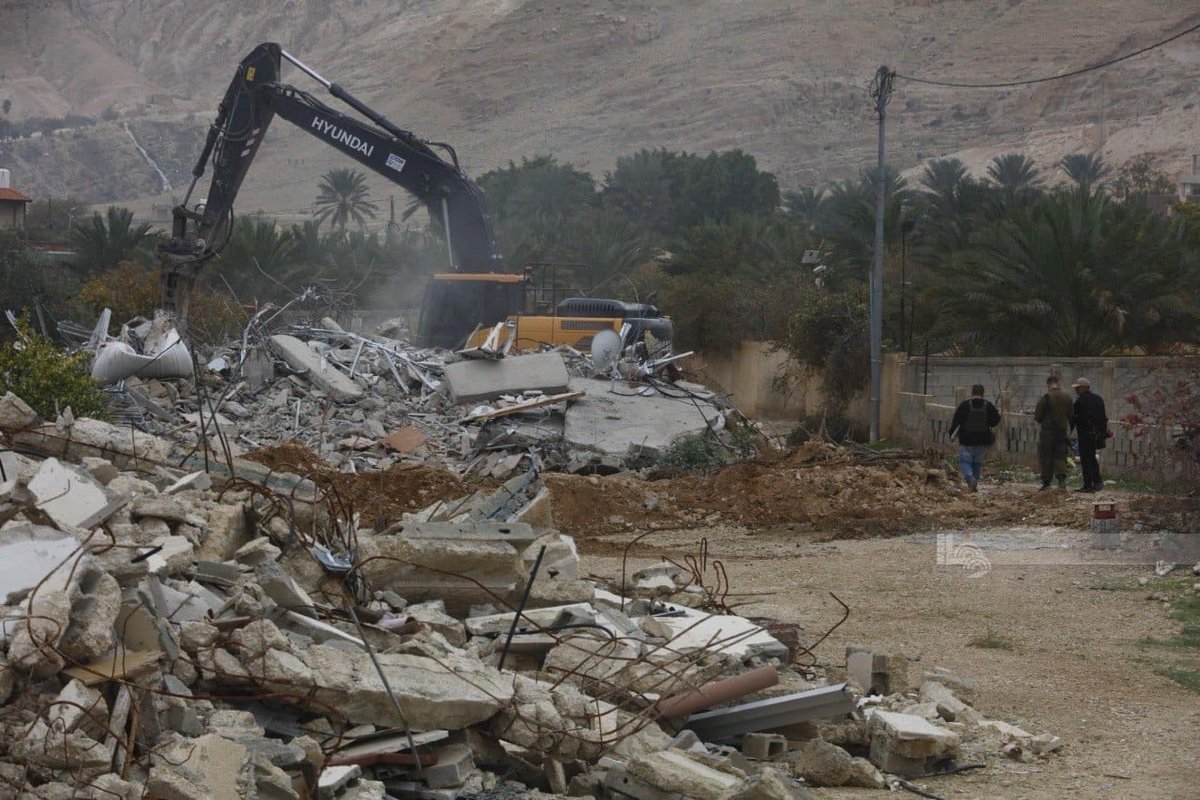 AbujomaaGaza's tweet image. Israeli occupation forces demolish Palestinian homes in Jenin and occupied Jerusalem..
