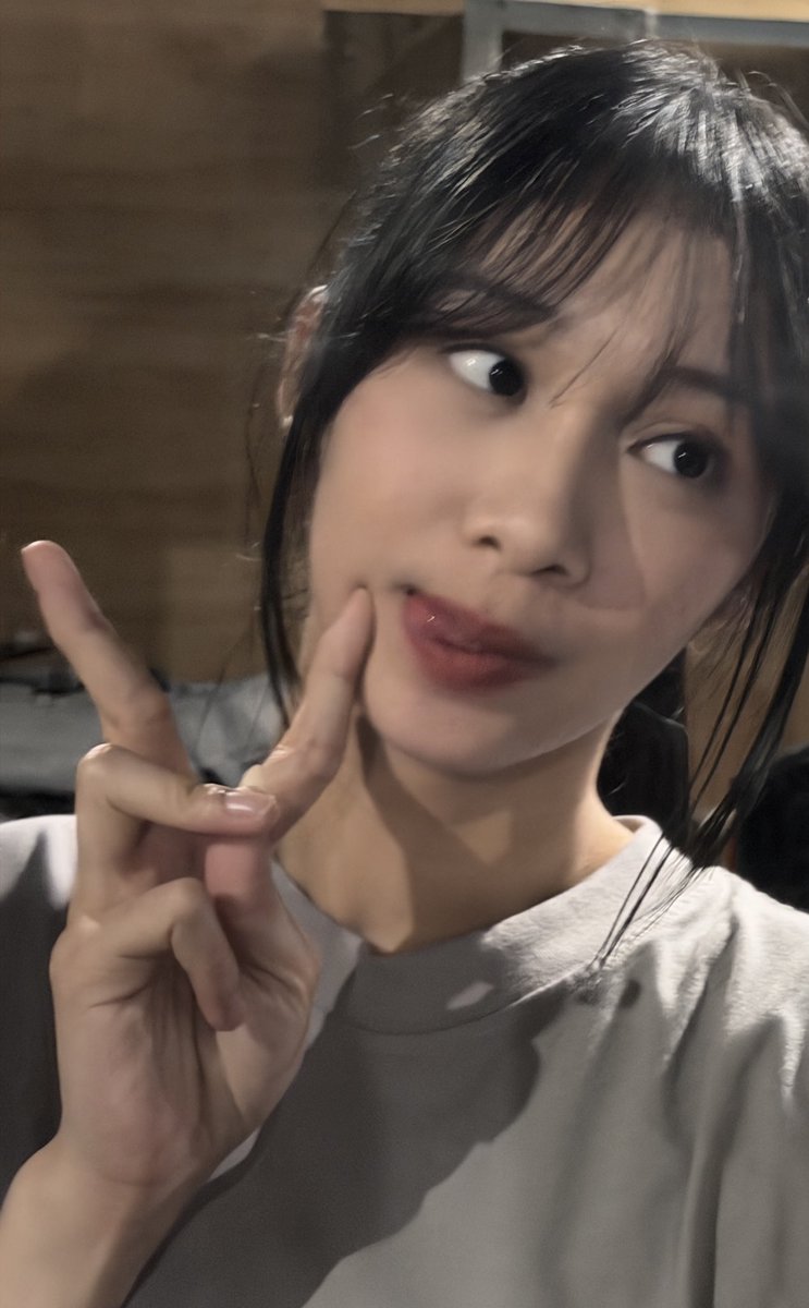 Auwia_JKT48's tweet image. Ril kh🤷‍♀️