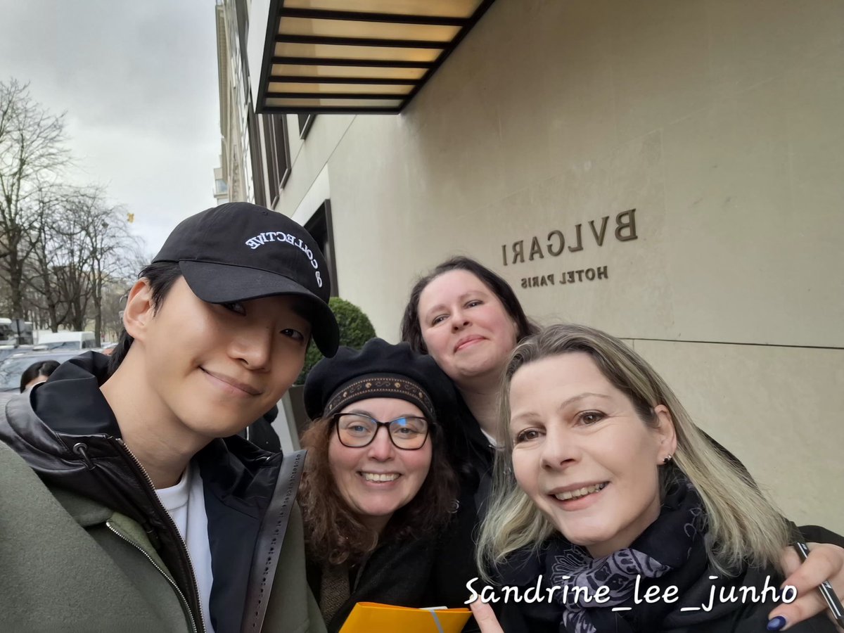 A dream come true 😍 Thank you from the bottom of my heart Junho ssi for your kindness 💙 <a href="/dlwnsghek/">REAL JUNHO LEE</a> <a href="/follow_leejunho/">LEE JUNHO Official</a> 

#LEEJUNHOxBERLUTI 
#이준호 #LEEJUNHOa