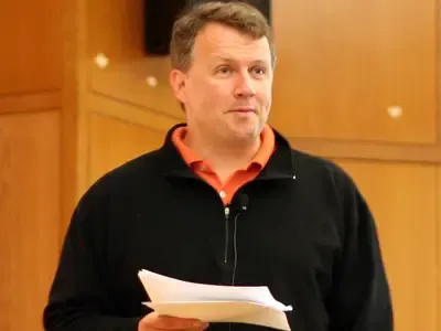 "It's hard to do a really good job on anything you don't think about in the shower."
— Paul Graham