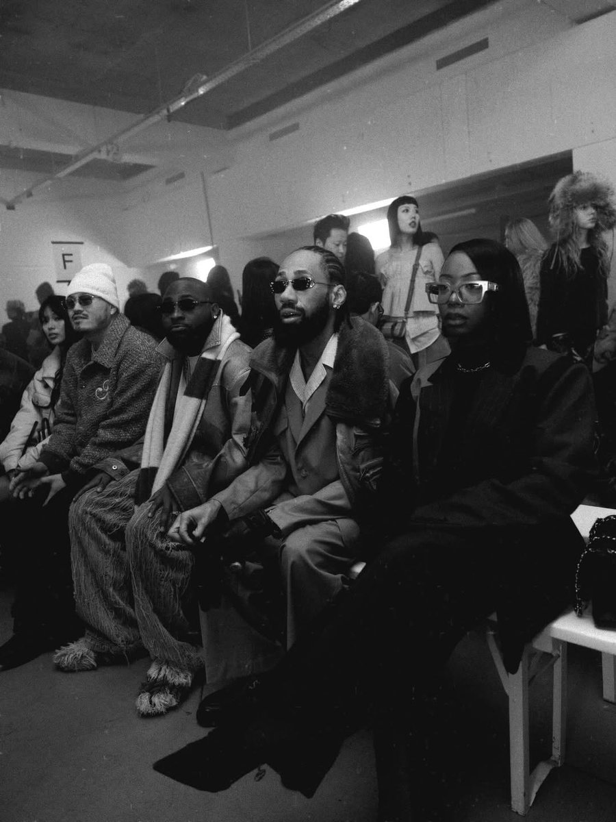 PulseNigeria247's tweet image. Phyno might just be the most stylish Nigerian artist. See what he wore to the 2026 Paris Fashion Week. 🔥