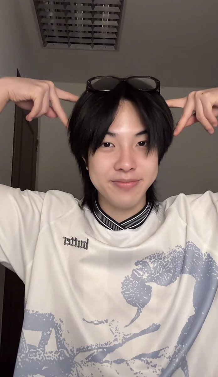 littlemesnap's tweet photo. : หัวหน้าแก๊งค์ Angel รายงานตัวค้าบบบบ

>> @jeffyjsjs  <<
#jeffyjsjs https://t.co/auaLr6E5QC
