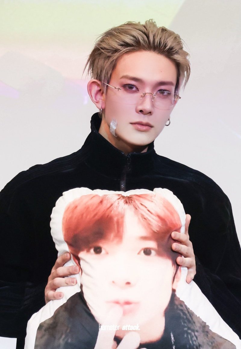 LHS01ACE's tweet image. THIS IS SOO CUTEEE 😭😭😭😭😭