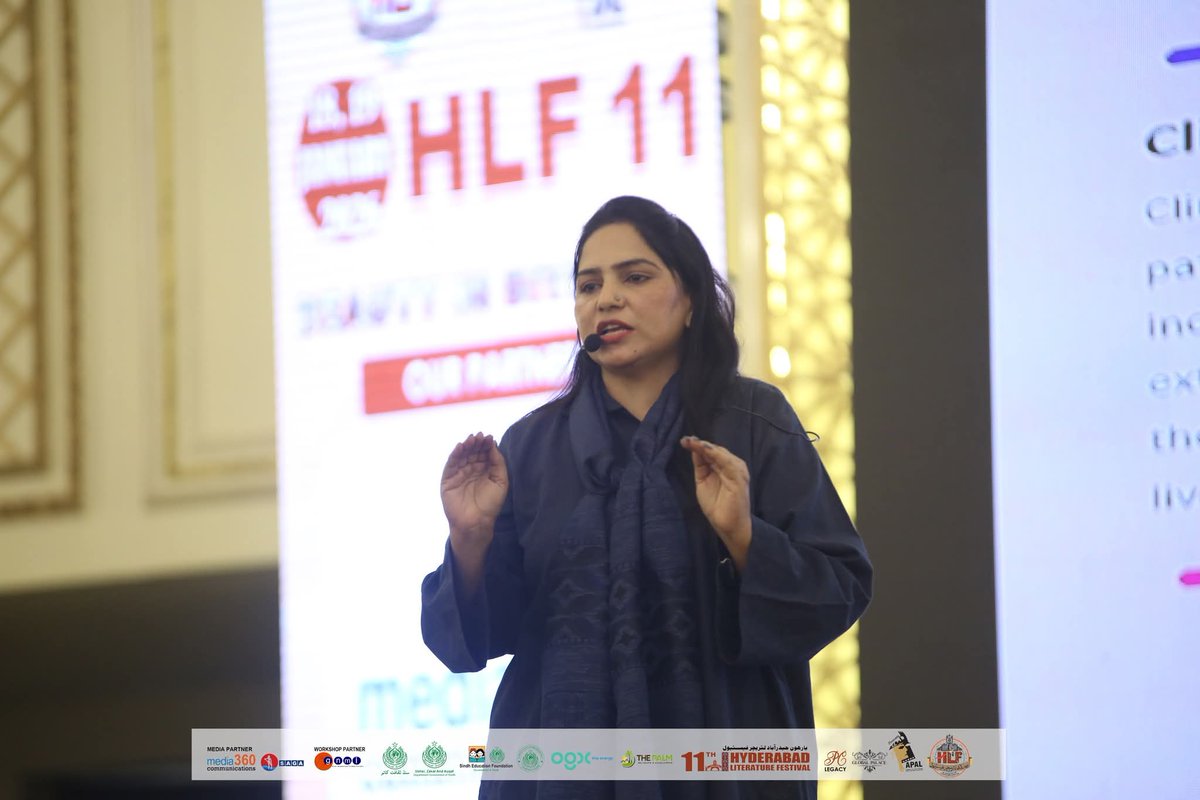 NoorRahimoo's tweet photo. Sana Siddique Rahimoo Had the opportunity to speak on Climate and Gender at the 11th Hyderabad Literature Festival, sharing insights on the gendered impacts of climate change and the importance of inclusive, gender-responsive climate action.
@SanaSRahimoo @PPP_Org @siddique_thar https://t.co/IOGO3PrHZX
