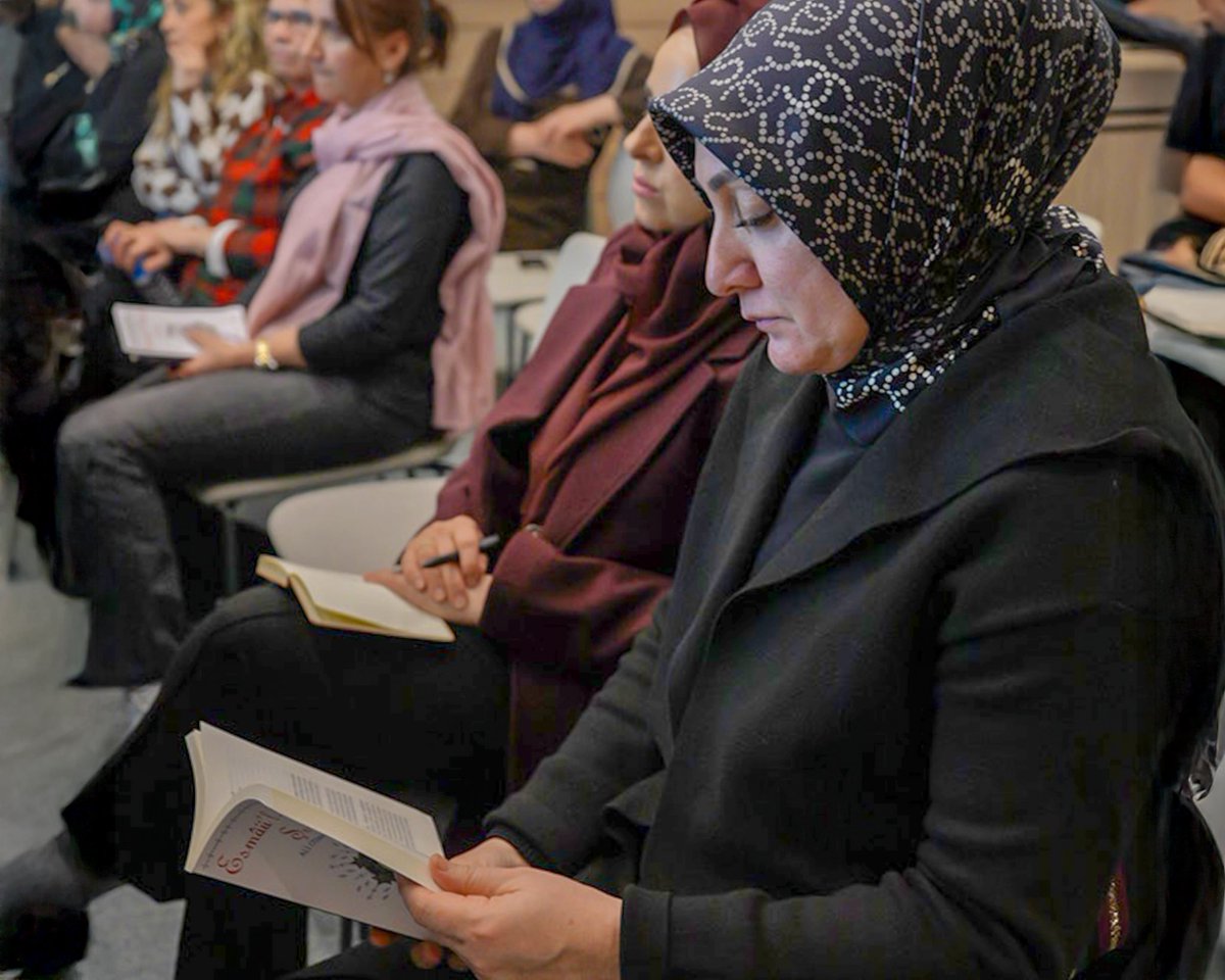 togemder's tweet image. "...Bilesiniz ki gönüller ancak Allah’ı zikrederek huzura kavuşur."

İstanbul Müftümüz Doç. Dr. Emrullah Tuncel Hocamız ile bu hafta TOGEMDER'de gerçekleştirdiğimiz Esmaül Hüsna Okuması'ndan kareler.