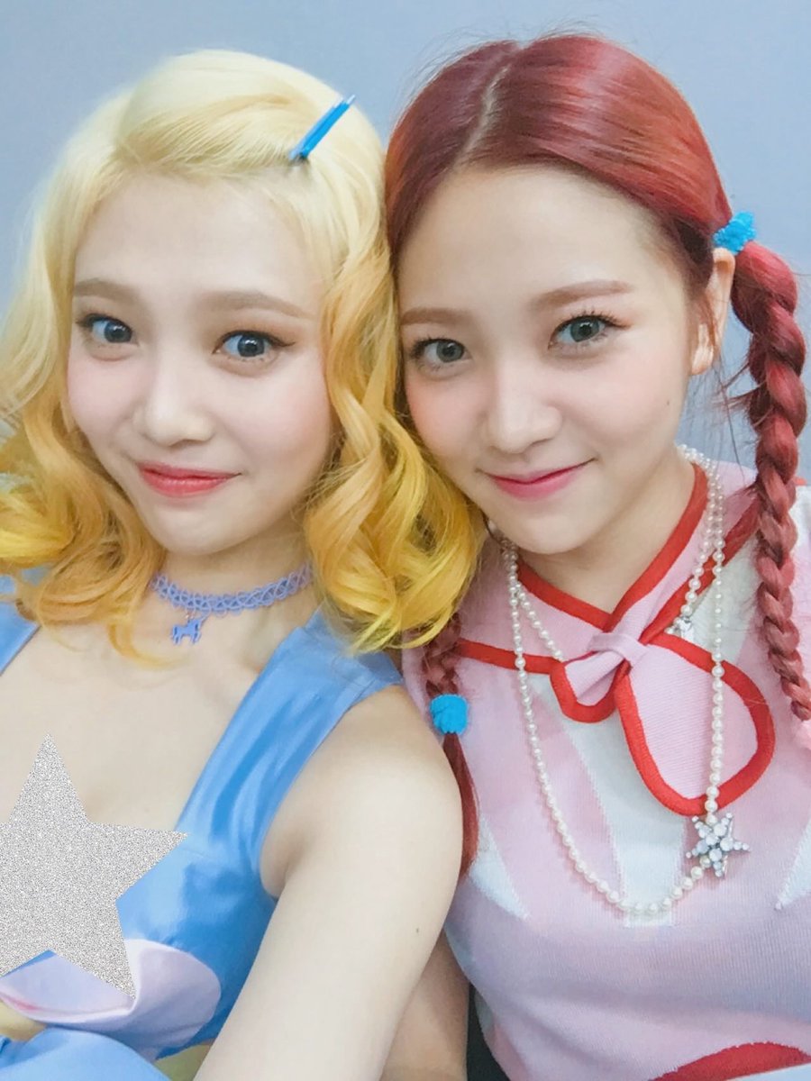 chobomseulrene's tweet image. just how fast the night changes...