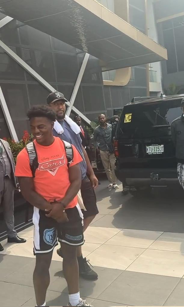 abazwhyllzz's tweet image. The struggle 😭💔