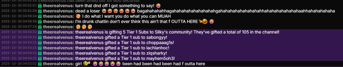 InstagramH21089's tweet photo. @iiiL0VERICE @ryaahstatum This girl Silky used to fw is making crazy ass videos https://t.co/T3GOQ2rtAy  about niggas cheating and just weird obvious targeted videos like 2 hours ago and ryaah comes out saying Silky hurt her (practicaly saying he cheated on her) and this venus girl has been weird in chat https://t.co/YfrrIjGoC1