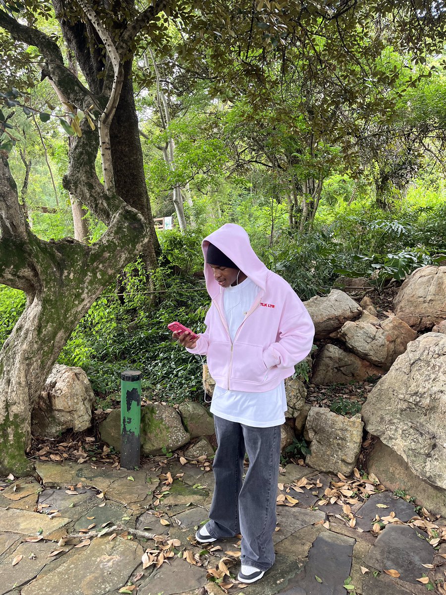 ahollywoodstunt's tweet photo. Lilnosebleedd - Based on Bleedd ft basedonblood #RealDripServing
#RealPopMyShi #Realdealspill #DripSevereThunderstorm #Splash #udig https://t.co/yNoVqpfPtU