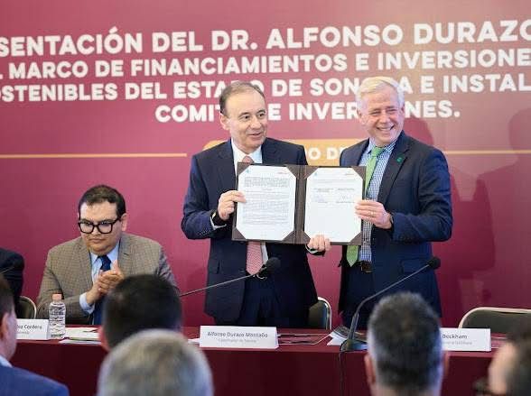 CelidaLopezc's tweet image. Fue un honor asistir a la presentación del Marco de Financiamientos e Inversiones Públicas Sostenibles del Estado de Sonora y a la instalación del Comité de Inversiones, acciones encabezadas por nuestro gobernador Alfonso Durazo para fortalecer la planeación financiera y el…