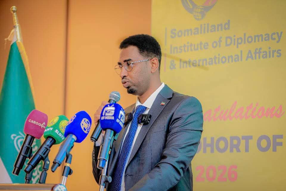 somalilandmfa's tweet image. They’re ready to serve their country. 

The Diplomatic School proudly celebrates the graduation of its first cohort of professionally trained diplomats. 

This is a key milestone in strengthening Somaliland’s diplomatic capacity and institutional professionalism.