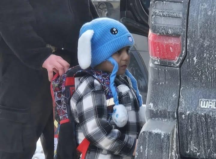 covie_93's tweet image. I know everyone can sleep more peacefully at night knowing that this dangerous criminal known as Liam Conejo Ramos age 5, is off the street...🙄.