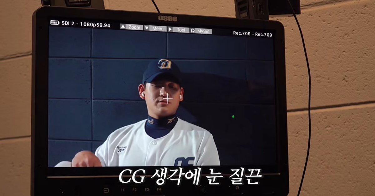 이제 올해 영상컨셉이 도대체 뭔지 감도안오고 이해를 포기했음