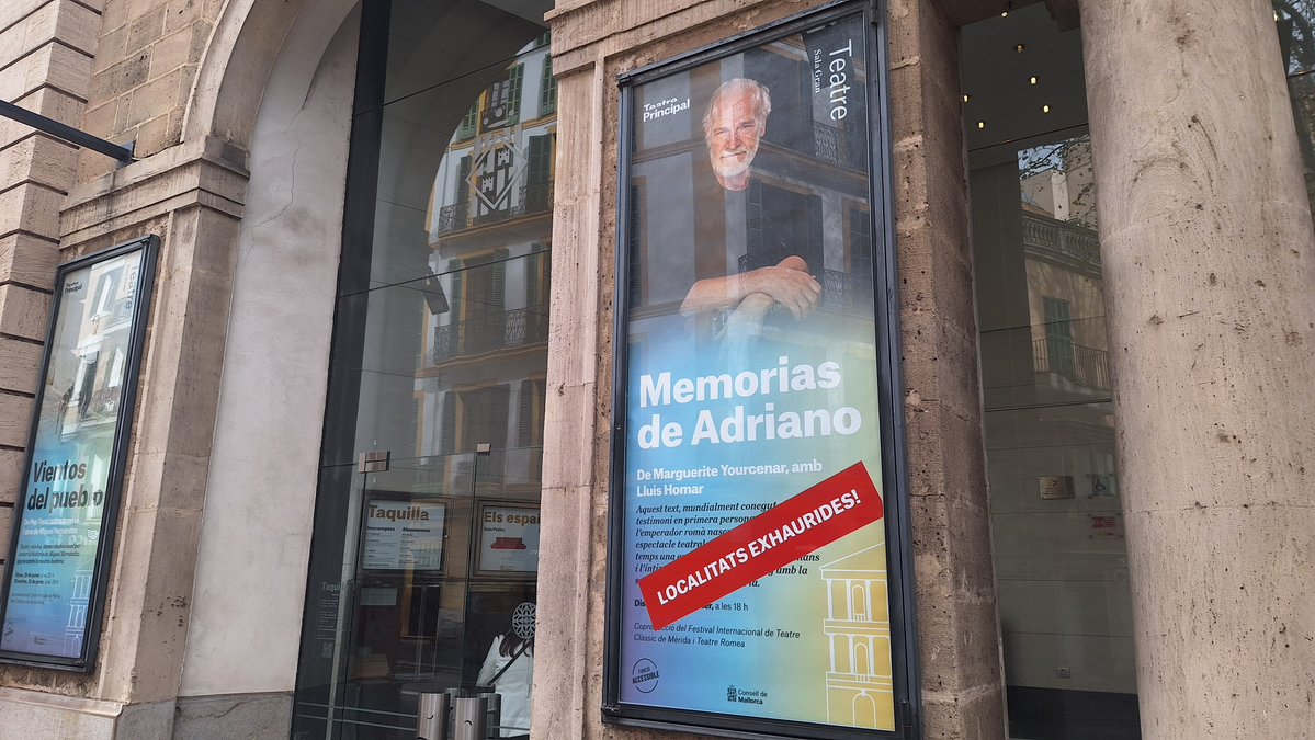 teatreprincipal's tweet image. Un altre #soldout! 💥#LluísHomar ha penjat el cartell d'entrades exhaurides per a aquest dissabte 24 amb "Memorias de Adriano"  🙏🏼
🏃🏻‍♀️ No us perdeu els pròxims títols! Aviat: "Vientos del pueblo", de #PepTosar sobre Miguel Hernández, i l'espectacle-concert en #anglès "A Macbeth