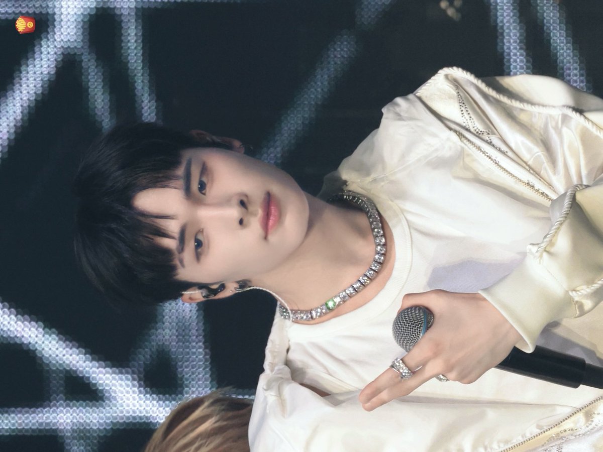 Friesssyooni's tweet image. 시간이 진짜 빨리 간다.. 벌써 하루 좋아한 지 2년이 됐다. 멋진 아이돌이 되는 걸 보니 너무 행복하다!!

춤 잘 추는 하루 생일축하해!! 
태어나줘서 곰아워~!!
항상 행복하고 건강했으면 좋겠다!!

♡ 언제나 하루편 ♡ 앞으로도 사랑해 ♡

#HAPPY_HARU_DAY 
#나의하루_생일축하해
#하루 #HARU