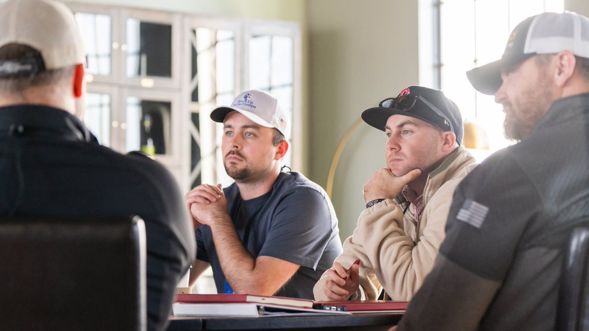 Tee It Up for the Troops tweet media