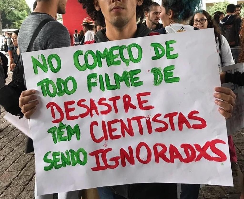 PedroRonchi2's tweet image. Não falha.