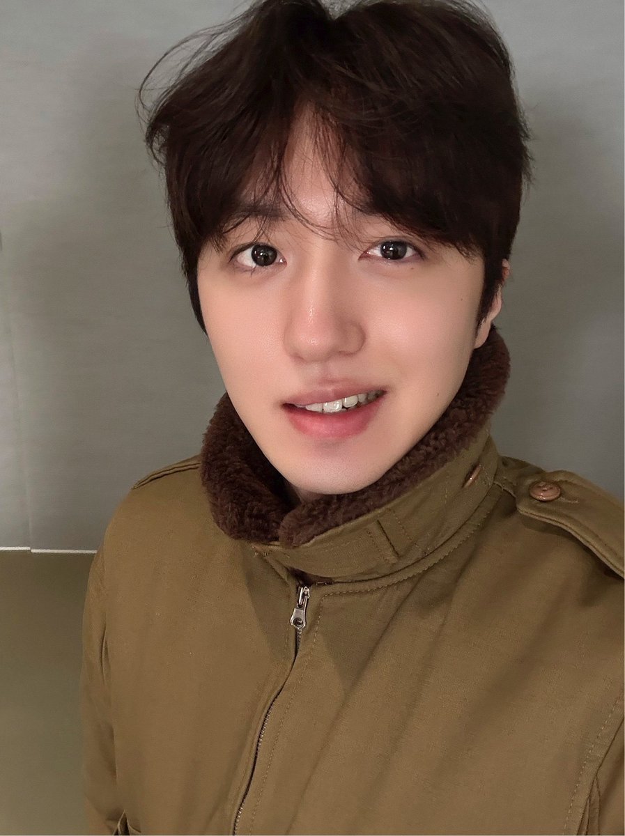 congchani's tweet photo. 솔직히존예잖냐 https://t.co/hd96Lu1zcE