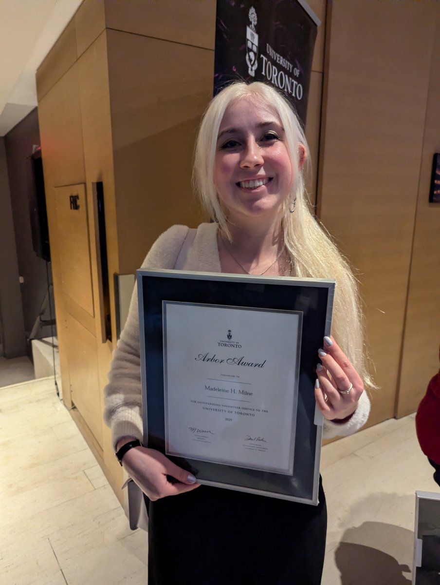 UofTTrashTeam's tweet image. 🙌Congrats to @madeleinemilne on her Arbor Award! We had the honour of attending last night's ceremony to celebrate her volunteerism with us &amp;amp; her dedicated efforts to #plasticpollution research and education. It was an incredible night! @UofT @UofTArtSci @eebtoronto #ArborAward