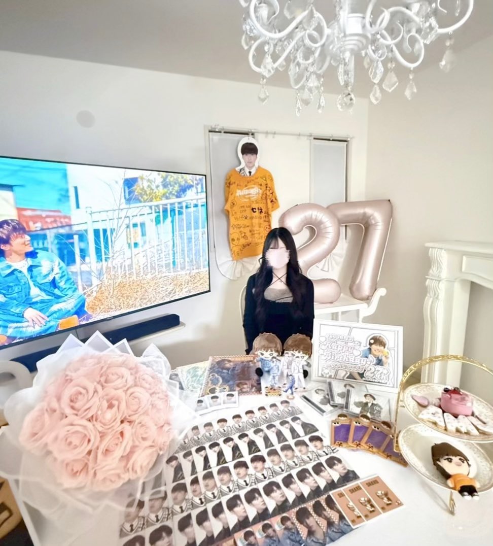 宇宙人の笑顔 tweet media