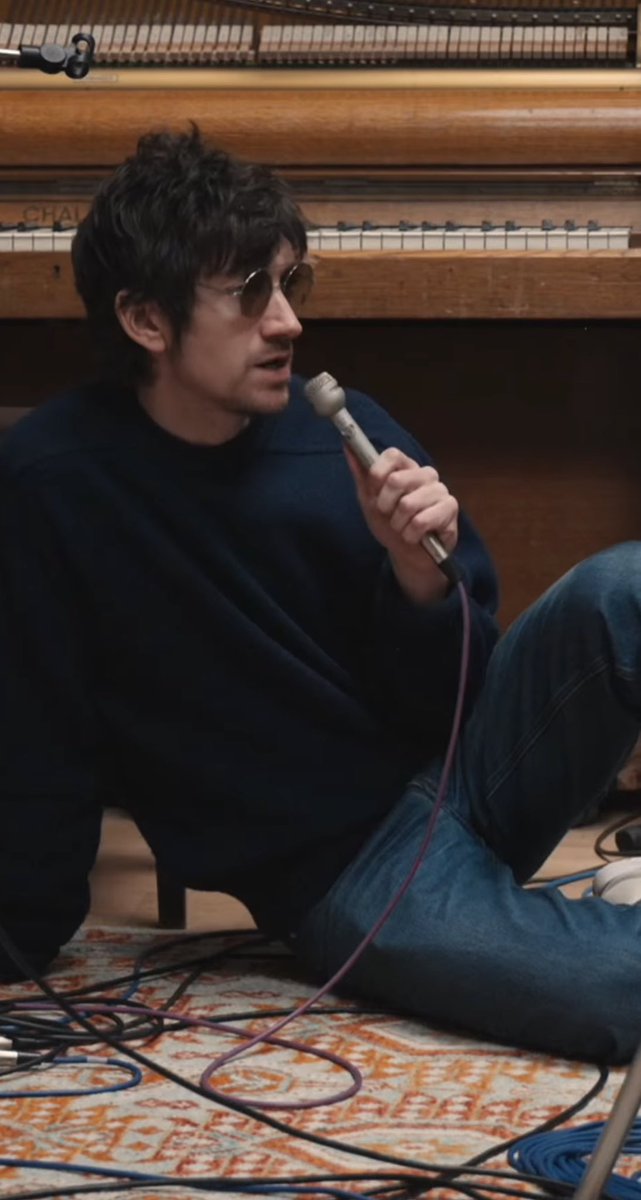 EGGBOY_03's tweet photo. I NEED A WHOLE ALBUM SOUNDING LIKE “OPENING NIGHT” 🙏🙏❤️ https://t.co/svjEGnVQJX