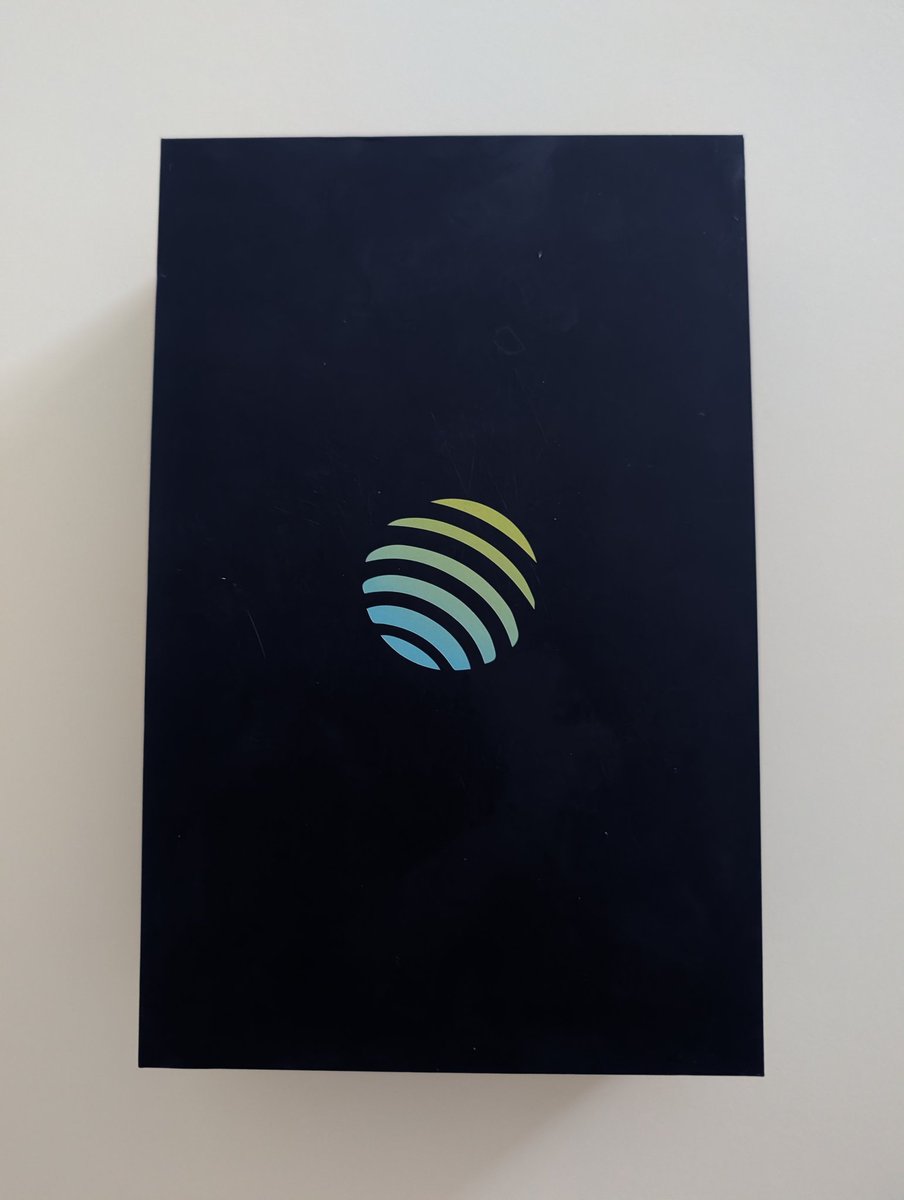 GeekLad's tweet image. Got my @JupiterExchange branded @playsolana PSG1 this week!