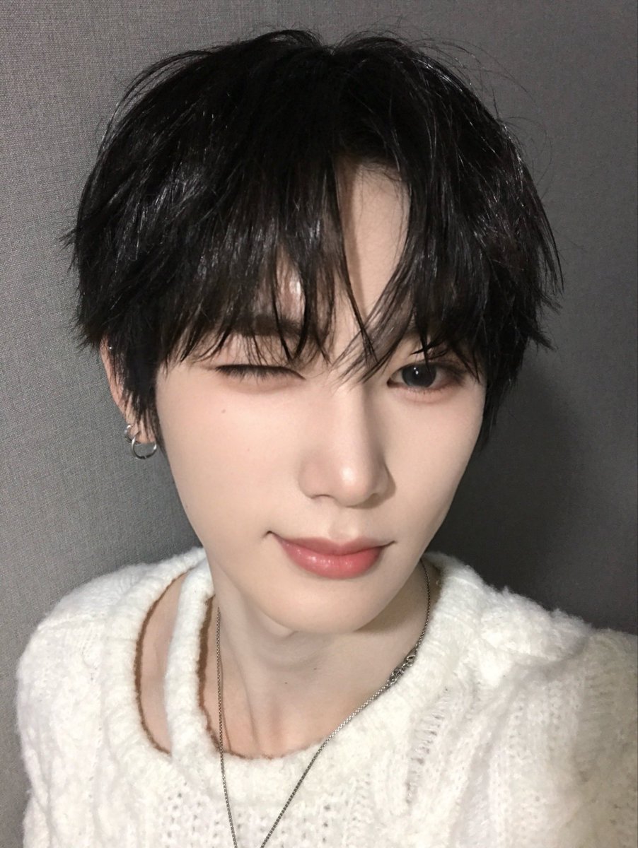 anxntaku's tweet image. 260123 알디원 플챗 포스트 #안신

ALLYZ 오늘도 수고 많으셨습니다! 우리 내일 봐요!!!❤️❤️❤️ 일찍 쉬세요~晚安宝宝～