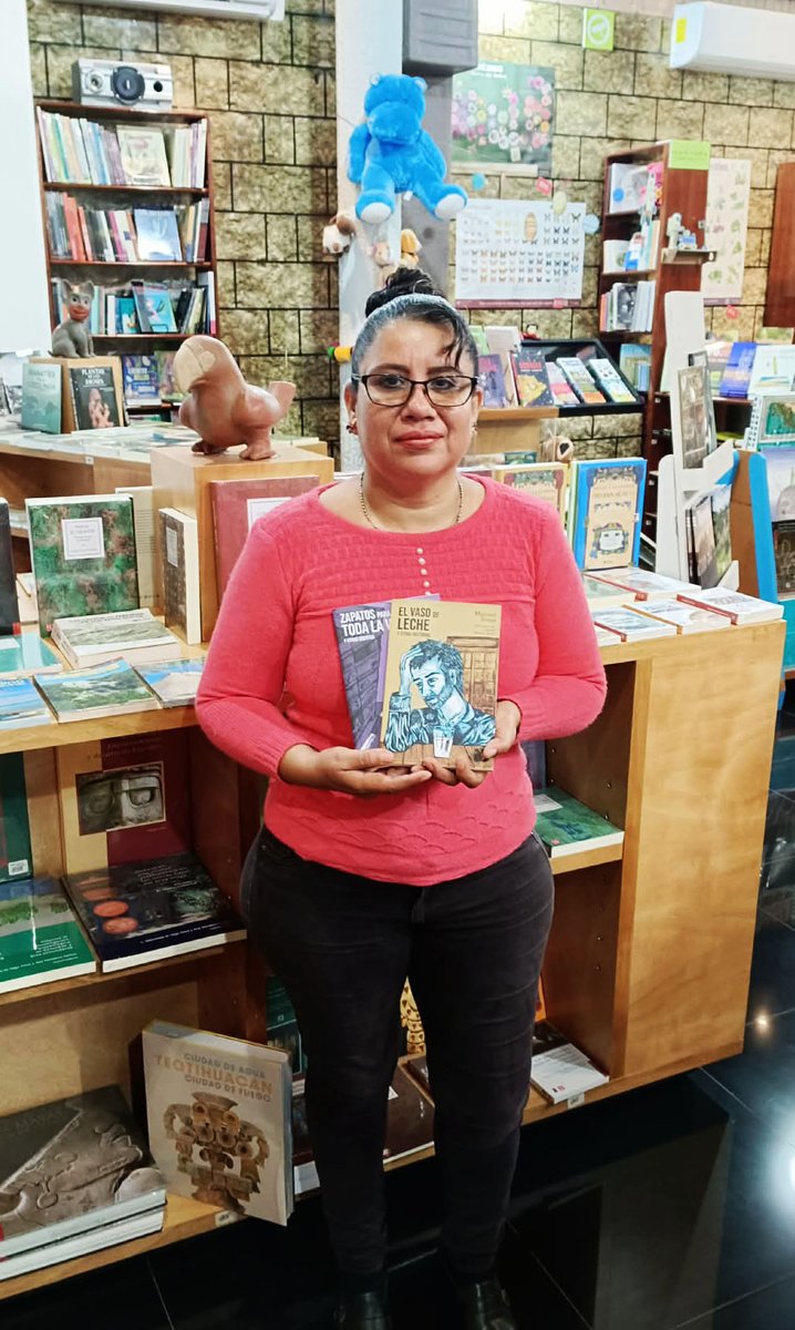 A toda la Comunidad Lectora, vengan por los suyos, completamente 𝐆𝐑𝐀𝐓𝐈𝐒.
🔰#25ParaEl25
🔰2 𝑡í𝑡𝑢𝑙𝑜𝑠 𝑝𝑜𝑟 𝑝𝑒𝑟𝑠𝑜𝑛𝑎.

📍Interior Museo de la Cultura Maya en #Chetumal, #QuintanaRoo, #México.
🕘Martes a sábado de 9am a 5pm.
Domingos de 10am a 4pm.
📲9831021819.