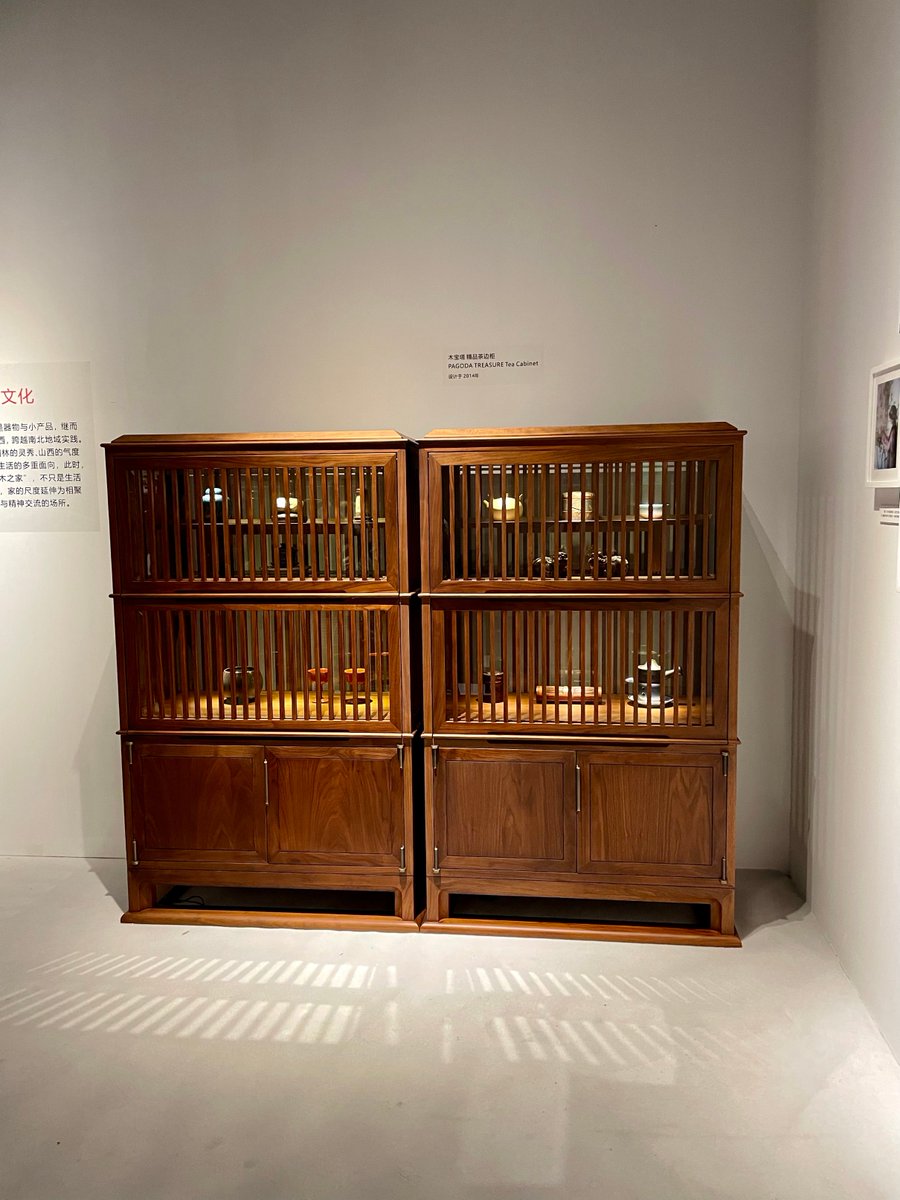 e0Ufvb51lZiYijm's tweet image. "Solved a murder, laughed till I cried, and left with a new mystery—why didn’t I play this sooner! ♀ Our scripted whodunit night was chef’s kiss—twists, tea, and top-tier tea-spilling. Who’s joining the next round #MurderMystery #ScriptKiller #GameNightWin"