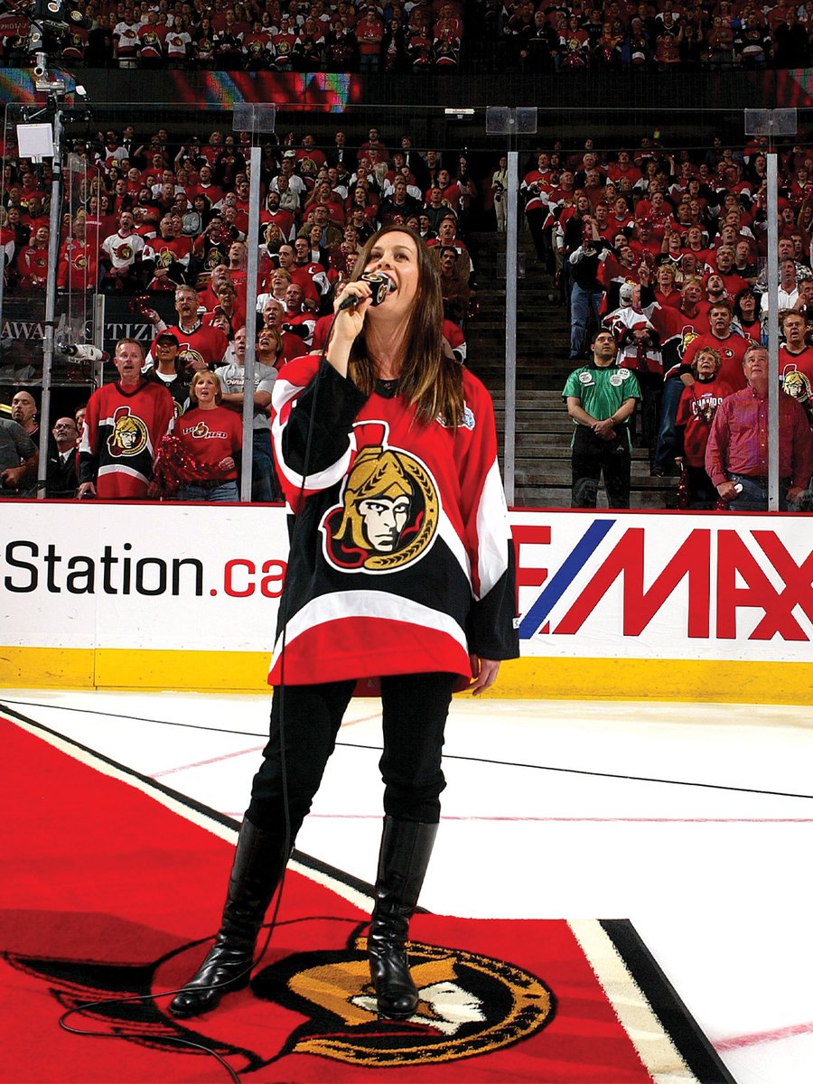 _MarkSutcliffe's tweet image. A huge congratulations to Alanis Morissette on her induction into the Songwriters Hall of Fame. This is a powerful and well-deserved recognition of a songwriter whose music has been honest, fearless, and unforgettable. Many of us oughta know just how much her work has meant…