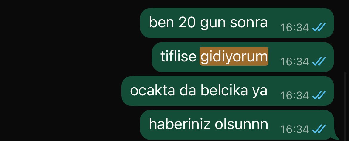 yagcikonline's tweet photo. aile grubunun en büyük kız çocuğu olma görevi vardı https://t.co/a6uiCP6Gvc