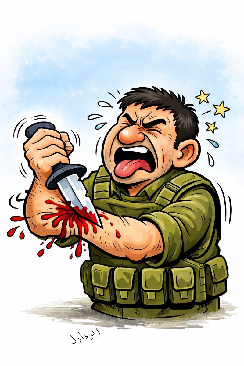 كتب محمود عادل بادنجكي: 

السلاح (بإيد قسد بيجرح)

لطالما اعتقدتُ أنّ تنظيم" قسد" يجيد السياسة، بناءً على نتائج تمدّده، واستيلائه على ثروات سوريا، والسيطرة على البيئة العربيّة مع توفّر غطاء دوليّ كبير. 
لكن في الحقيقة هذا النجاح يشابه إلى حدّ بعيد، نجاح ابن مسؤول مدعوم، تأتيه