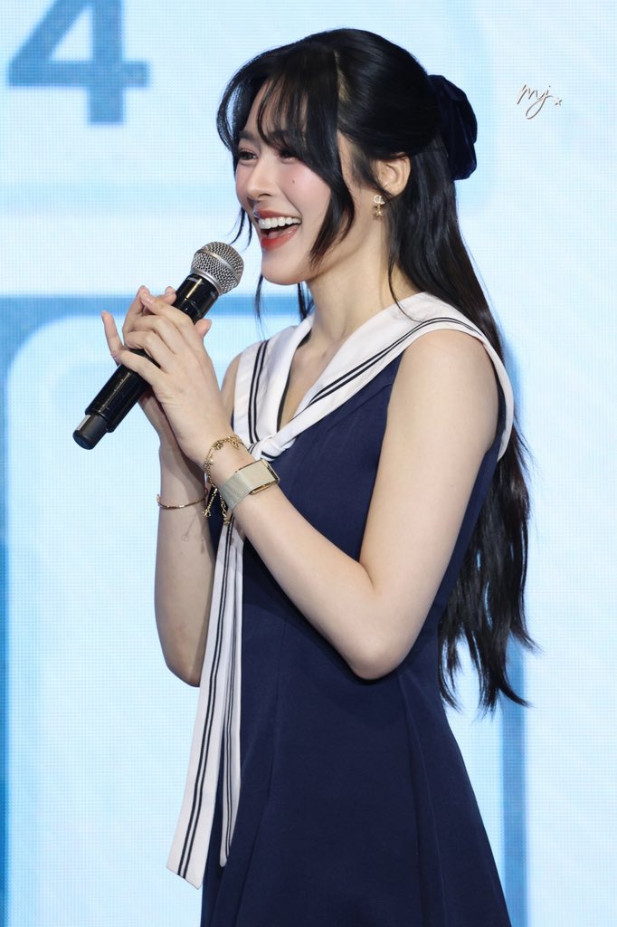 LingOrmTagTrend's tweet image. พี่หลิงวันนี้คือน่ารักมากจริง ๆ มีแต่คำว่าน่ารักๆๆๆๆๆๆ

HAUS64 LINGLING NND PARTY
#Haus64xPLingNNoey