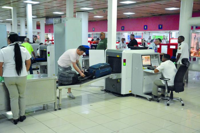 Aduana General de la República actualiza marco legal para reforzar el control en frontera y facilitar el comercio
#SanctiSpíritusEnMarcha