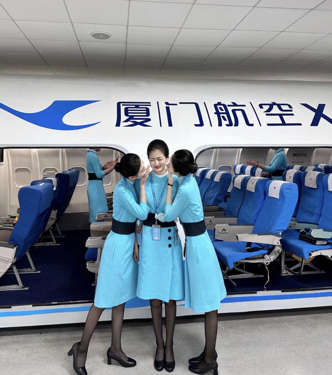 厦门空姐 巧丽 tweet media