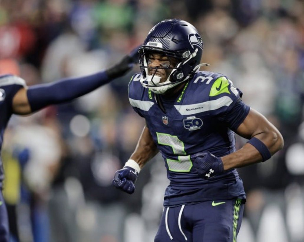 BREAKING: Former South Carolina Safety Nick Emmanwori has been named a finalist for Defensive Rookie of the Year! 🐔

The former Gamecock has recorded 81 tackles, 2.5 sacks, 1 INT, 1 blocked kick, and 11 PD’s in 14 games this season.

Emmanwori and the 15-3 Seahawks will play