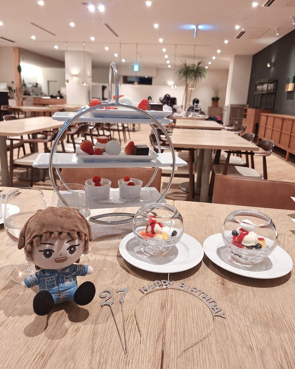 comasumi0308's tweet photo. ♡⁡2026.01.23♡
⁡あっちゃん27歳おめでとう🧡⁡⁡そしてアルバム発売もおめでとう😻💕⁡⁡⁡⁡2026年はアーティストAMUGIRIとしての活躍もたくさんみれる1年になりますように🙏💕⁡⁡⁡⁡いつもたくさんの幸せありがとうᴗ  ̫ ᴗ♡
⁡ #コムドットあむぎり@comamugiri0123 https://t.co/pOITSwUpbN