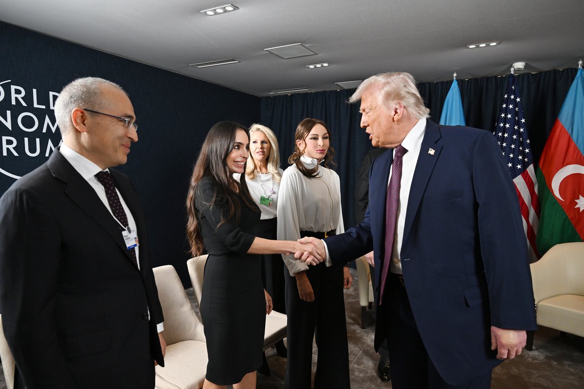 presidentaz's tweet image. President of Azerbaijan Ilham Aliyev held meeting with U.S. President Donald Trump in Davos.

president.az/en/articles/vi…