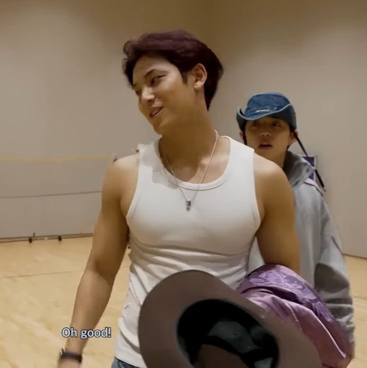 f4gjun's tweet image. congratfuckinglations renjun 😭😭😭😭