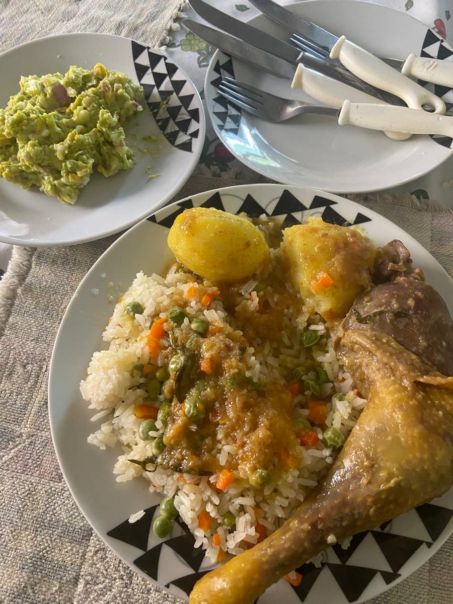 Cada plato, preparado con productos frescos y saberes heredados, es un delicioso manjar que refleja identidad, tradición y respeto por la tierra. 🍲🌽

@fedegan <a href="/jflafaurie/">José Félix Lafaurie</a> #AlimentaciónRural #ConstruyendoGanadería #OrgullosamenteGanaderos