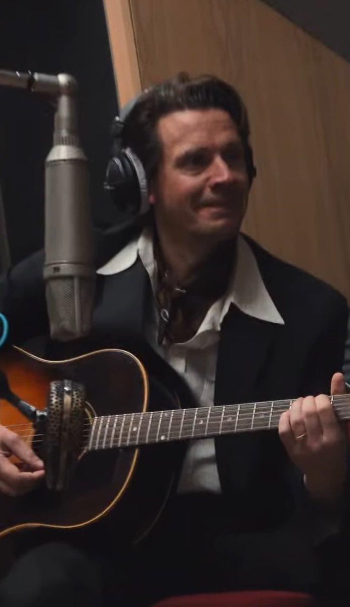 acervo arctic monkeys tweet media