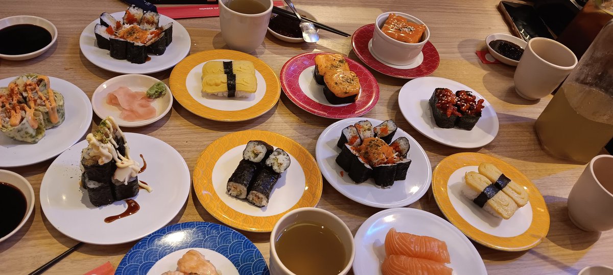 defhaneul's tweet photo. Di sini ada yang suka makan di Tom Sushi?? 

Aku lagi butuh responden buat skripsi aku tentang pelanggan Tom Sushi di DKI Jakarta. 

👉 Link kuesioner:
https://t.co/00BkUrFQVm…

Partisipasi kalian bakal membantu aku banget 🥹
Terima kasih banyak yaa! 💗 https://t.co/NssAC1wcrM