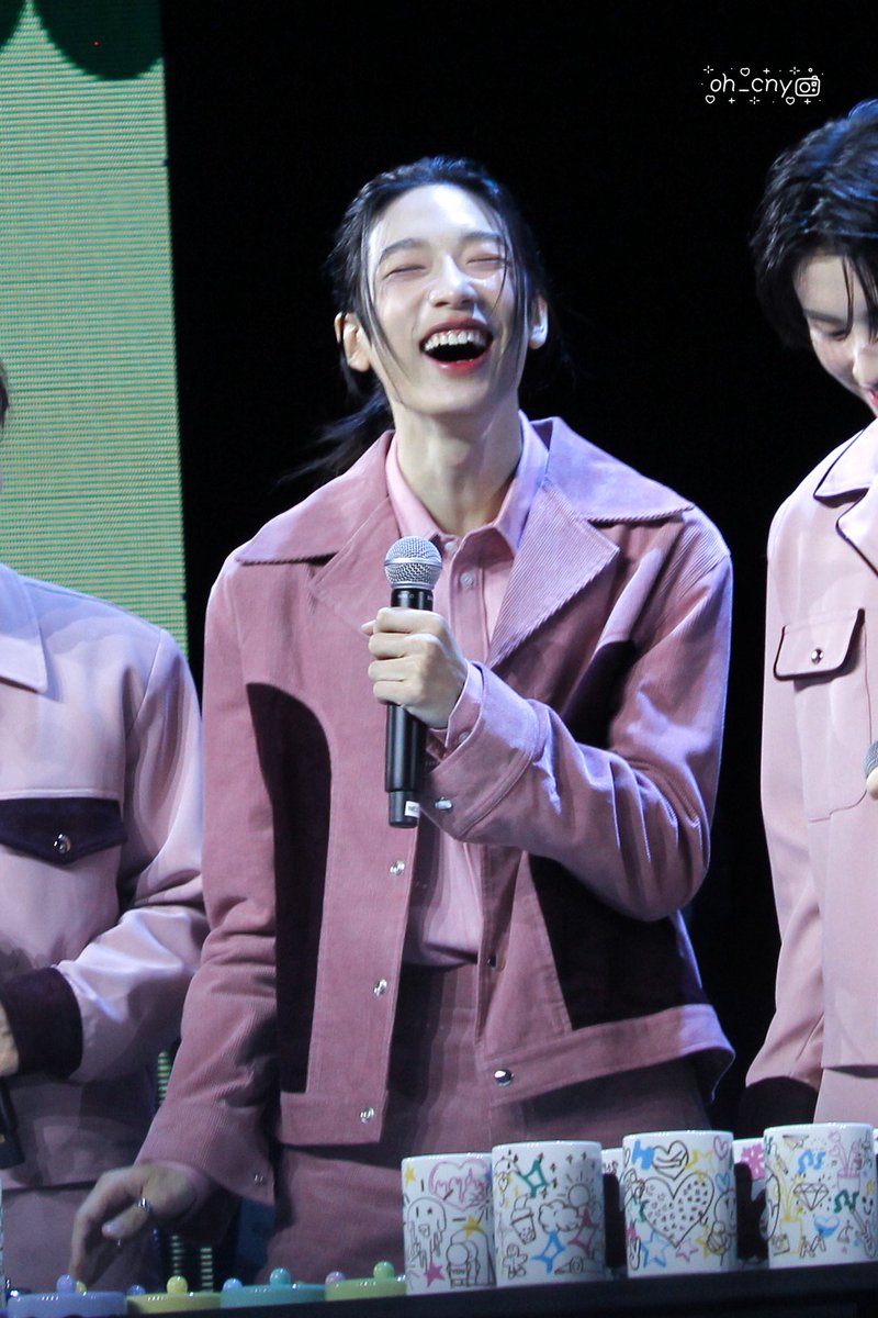 KmzxNex's tweet image. เราโดนเน็กซ์ตกได้ประมาณเดือนนึงง 🙈 สารภาพเลยว่าเพราะเสียงร้องแบบไม่เคยเห็นหน้า แบบฟัง Bus ทุกเพลงมาเป็นปีๆแต่ฟัง yt music 🤣 แต่ชอบท่อนนี้ ชอบท่อนนั้น แล้วทุกท่อนที่ชอบพอมาดูmv คือเน็กซ์ทั้งหมดอะ อมก. 🫠 ทั้งร้องร้อยโทนเสียง ทั้งเต้นเก่ง ทั้ง mindset ดีมากกกก (1)

 #NEXnattakit