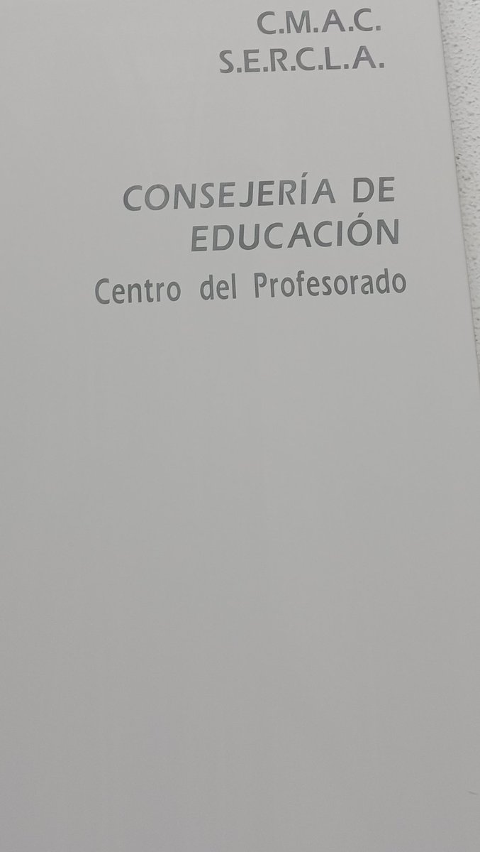 Reencuentro con el Centro de Formación del Profesorado de jerez, poder trabajar con los docentes y aportar mi pequeño grano de arena para trabajar la convivencia en los centros , a convivir se aprende conviviendo que no se nos olvide nunca