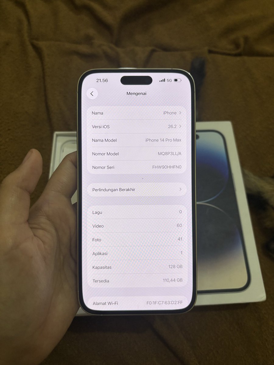 WTS IPHONE tweet media