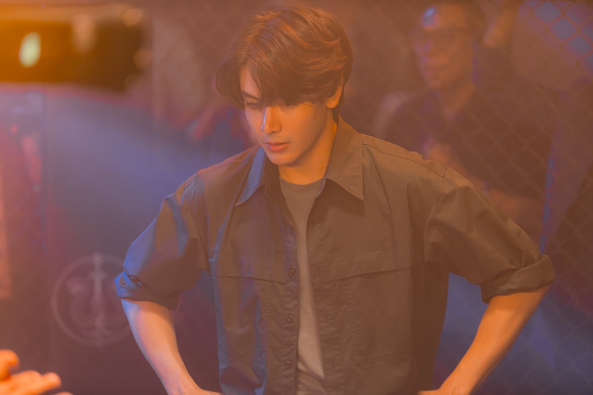 DareYouToDeath's tweet image. มาสืบคดีแบบหล่อๆ อีกแล้วคร้าบ😎
#DareYouToDeathEP5
[PHOTO BEHIND THE SCENES]

@ChenRcj @dunknatachai