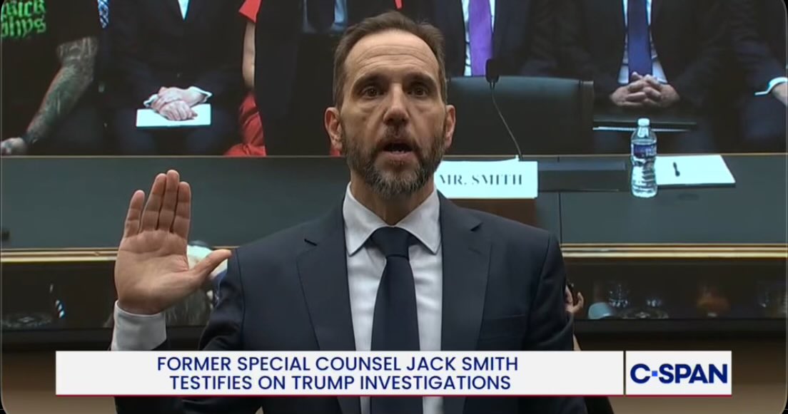 adamscochran's tweet image. Jack Smith now under oath gives his opening statement.

Noting:

“Donald Trump willfully broke the law.”

“Two separate grand juries supported these findings”

“We developed proof beyond a reasonable doubt that he engaged in criminal activity”